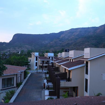 Akshaya Villa Lonavala Luaran gambar