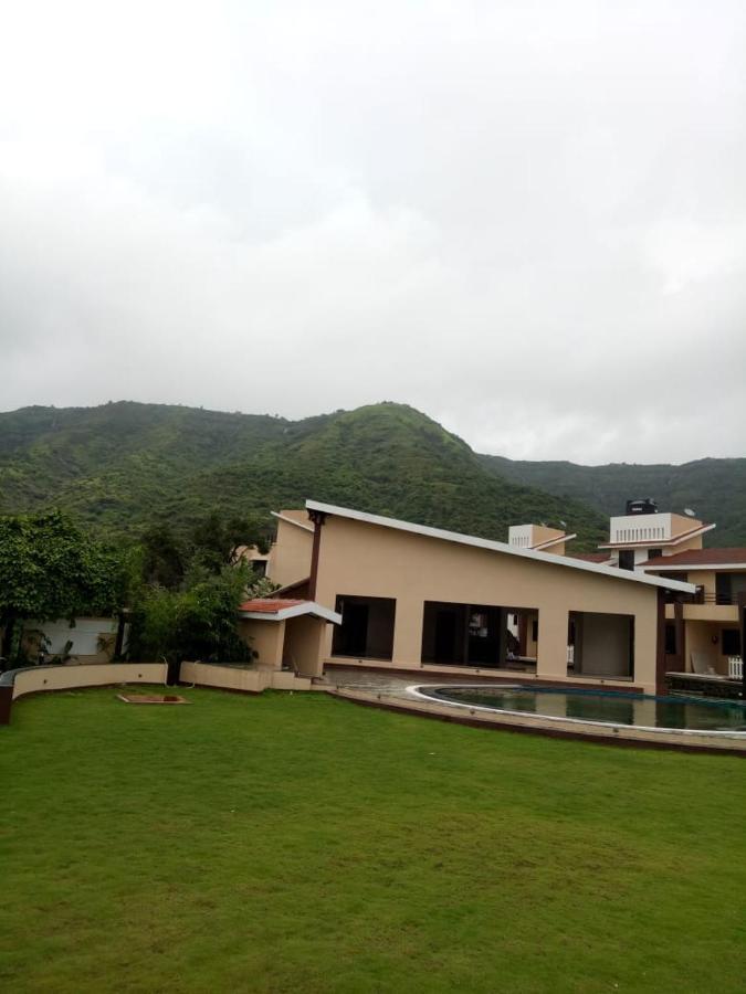 Akshaya Villa Lonavala Luaran gambar